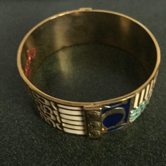 Coach Signature C Gold Bangle Bracelet 1” - Picture 2 of 15